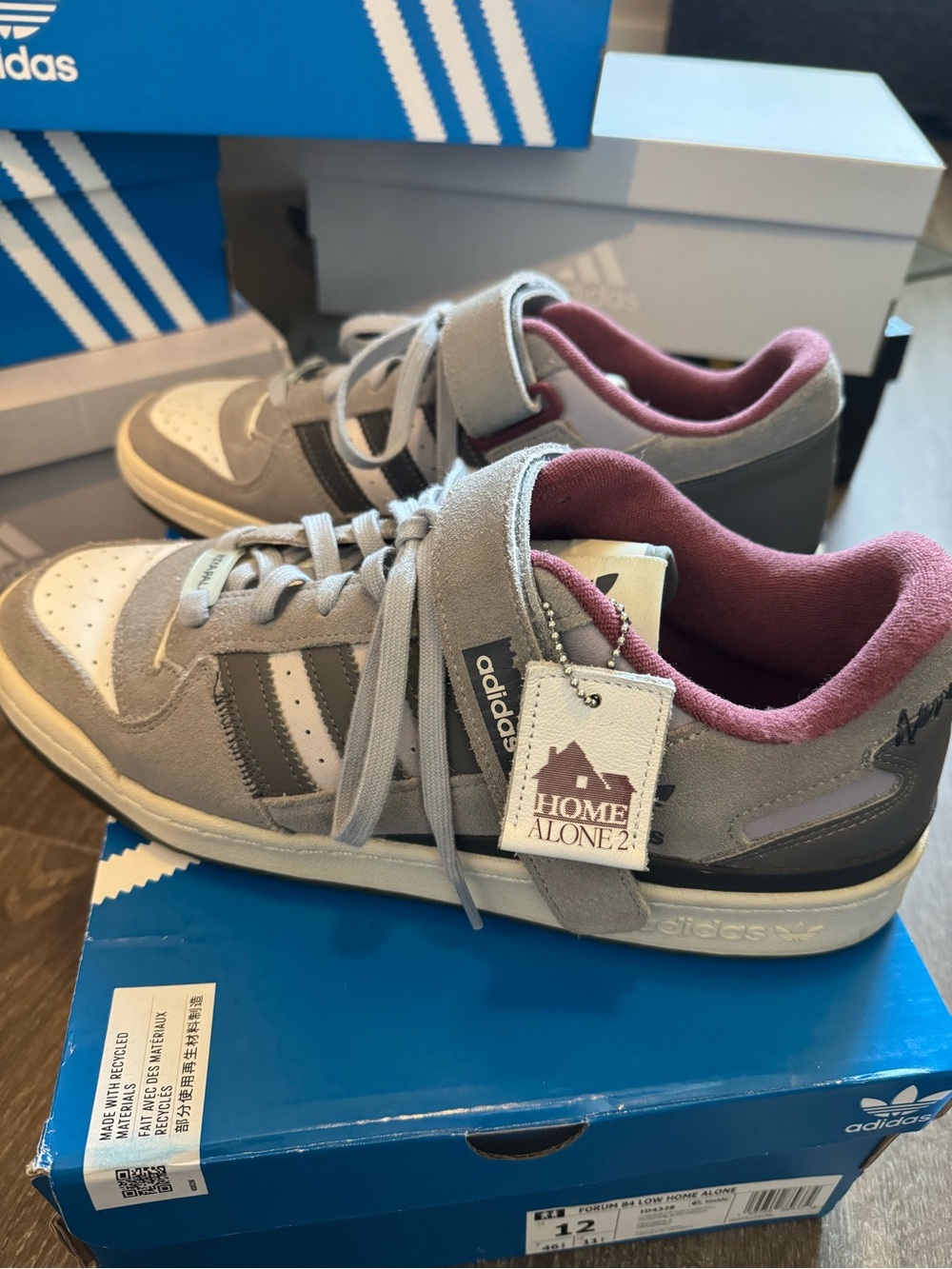 adidas Men’s Low-Top Sneakers in Gray with Burgundy Interior